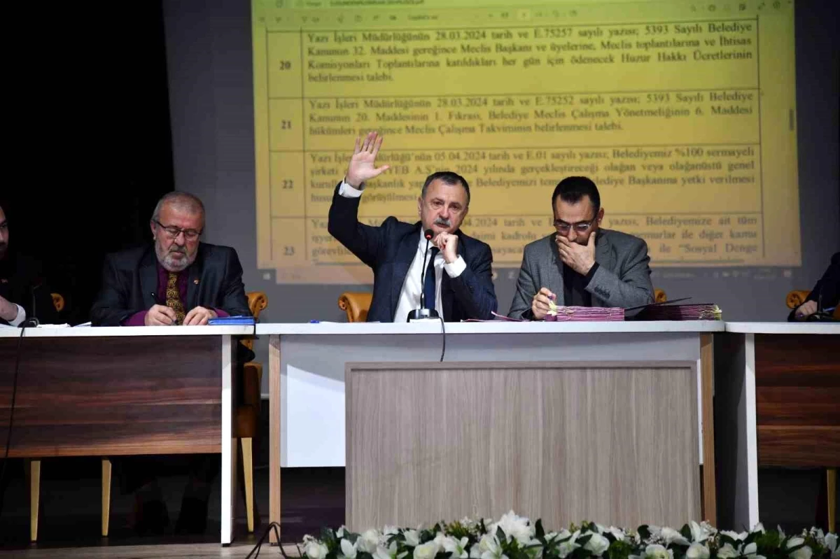 Yunusemre Belediye Meclisi Yeni Döneme Başladı