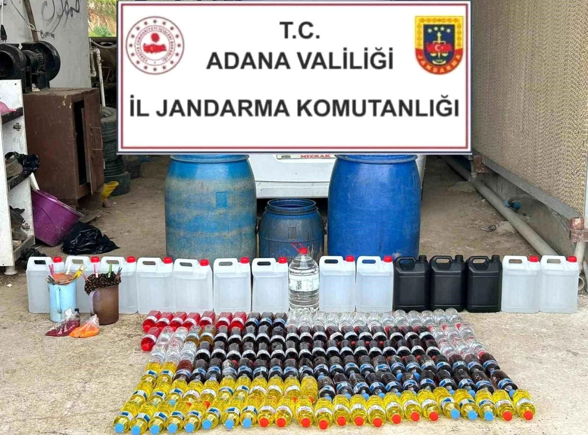Adana\'da bir çiftliğe yapılan operasyonda 200 litre sahte içki ele geçirildi