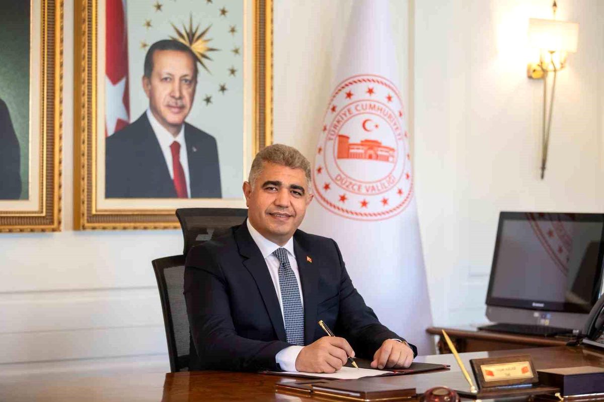 Vali Selçuk Aslan, 8 Nisan Romanlar Günü için kutlama mesajı yayınladı