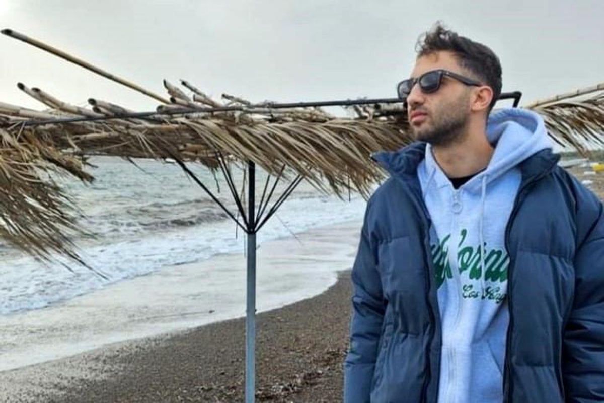 İzmir\'de çocukluk arkadaşını bıçaklayarak öldüren zanlı tutuklandı