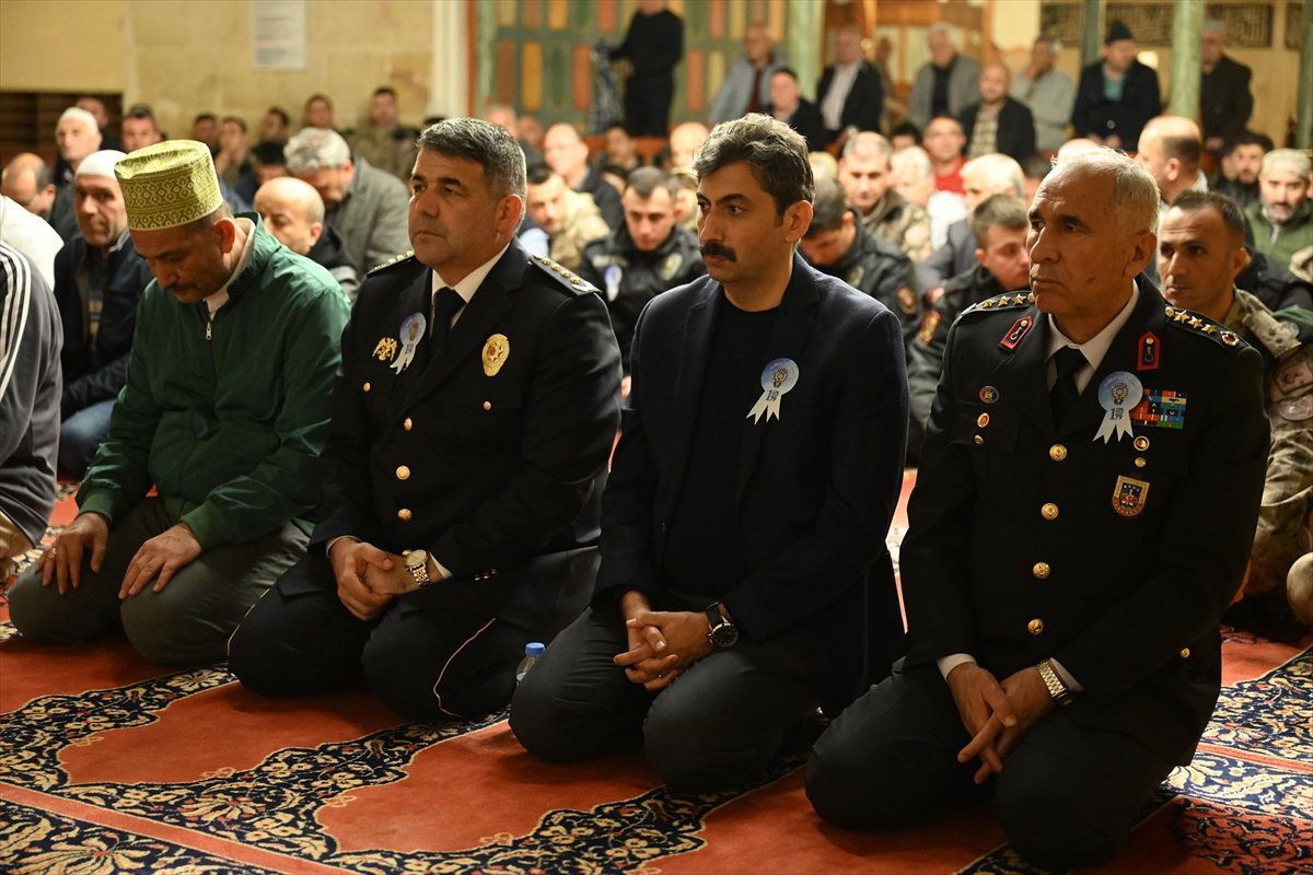 Edirne\'de Türk Polis Teşkilatının 179. kuruluş yılı dolayısıyla şehitler için mevlit okutuldu