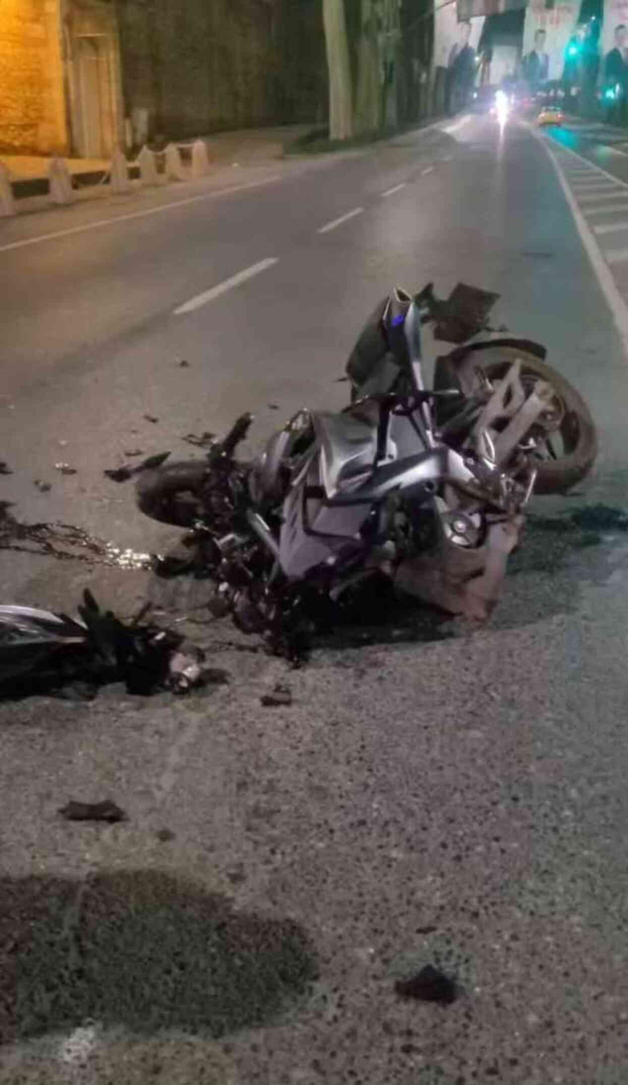 Hatalı dönüş yapan sürücü nedeniyle kaza yapan Semanur, 22 günlük yaşam savaşını kaybetti Hatalı dönüş yapan sürücü nedeniyle kaza yapan Semanur, 22 günlük yaşam savaşını kaybetti
