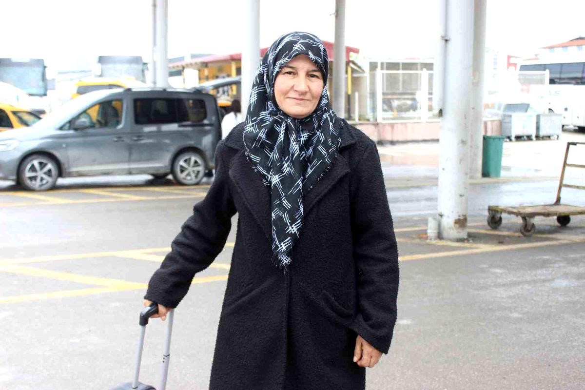 Depremin Vurduğu Hatay\'dan Göç Eden Afetzedeler Bayram İçin Memleketlerine Dönüyor