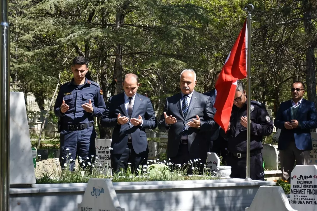 İskilip\'te Ramazan Bayramı dolayısıyla şehit kabirlerine ziyaret gerçekleştirildi