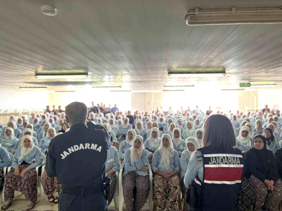 Aydın\'da Kadın Destek Uygulaması (KADES) Tanıtıldı