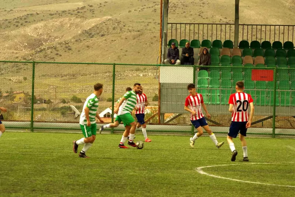 Sanayi Esnafspor, 10 golün atıldığı maçta galip geldi