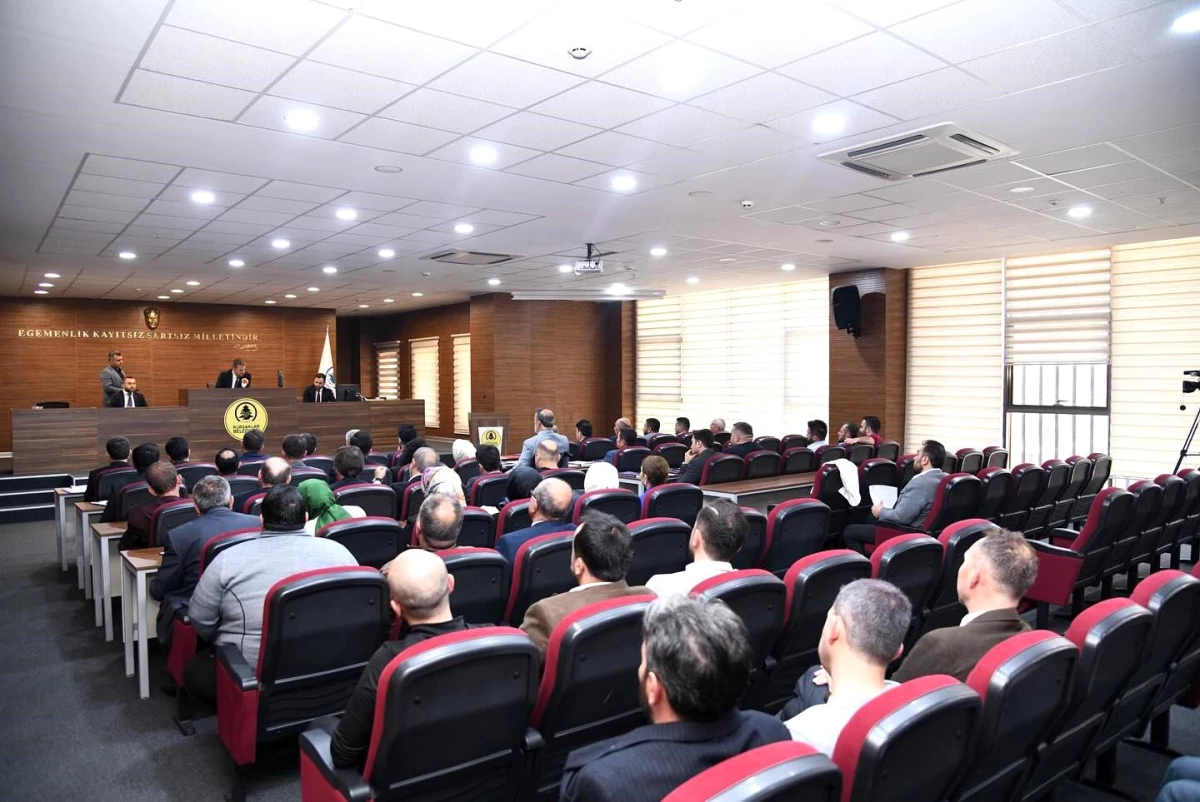 Pursaklar Belediyesi\'nde Yeni Dönemin İlk Meclis Toplantısı Yapıldı