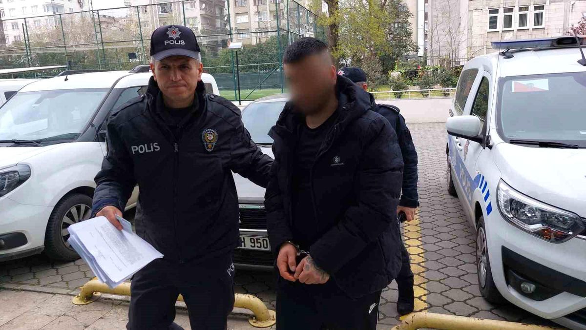 Samsun\'da Sahurda Tartışma: Koca Eşini Darp Ederek Gözaltına Alındı