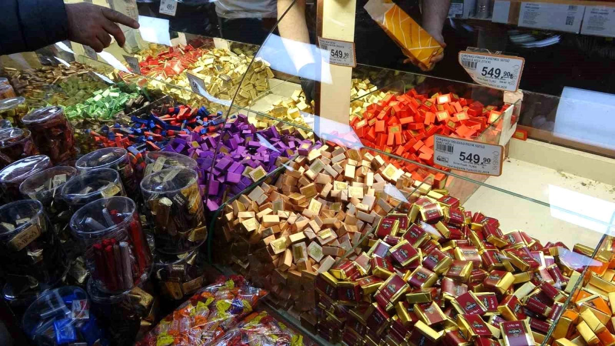 Kayseri\'de Ramazan Bayramı öncesi şekerciler yoğunluk yaşadı