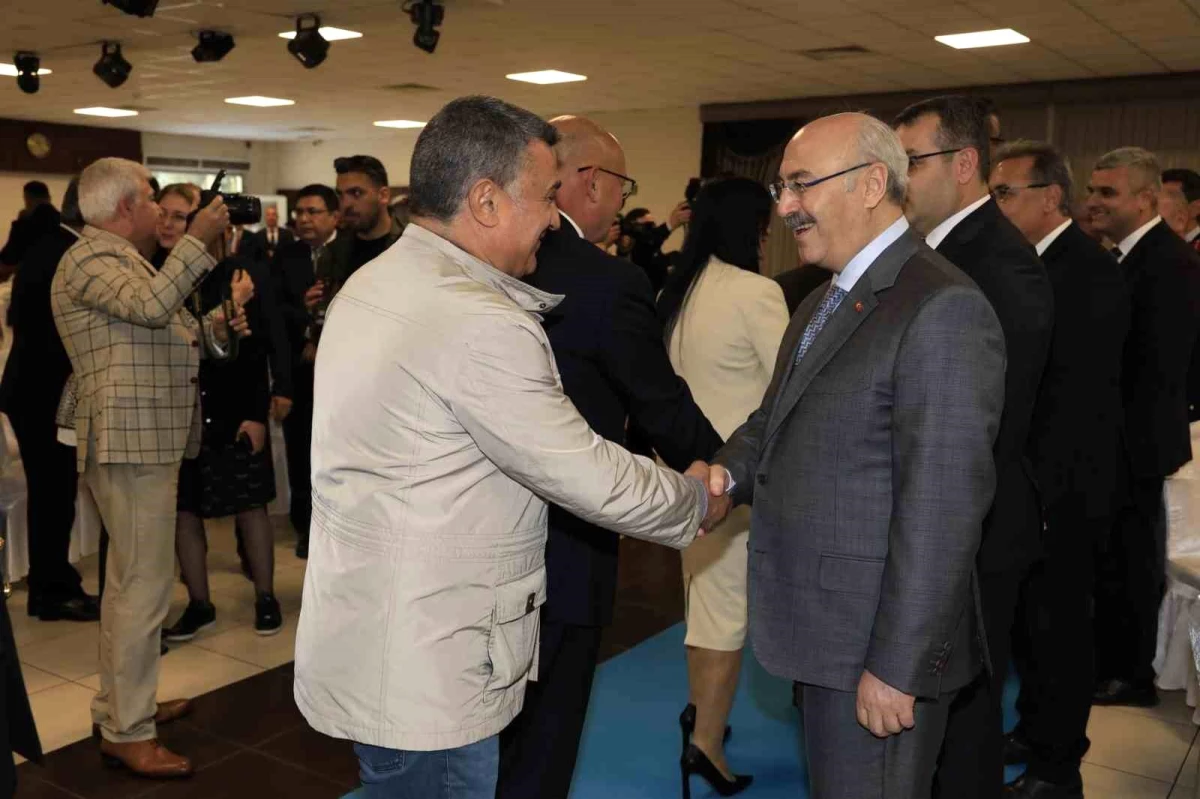 Adana Valisi Yavuz Selim Köşger ile kent protokolü bayramlaştı