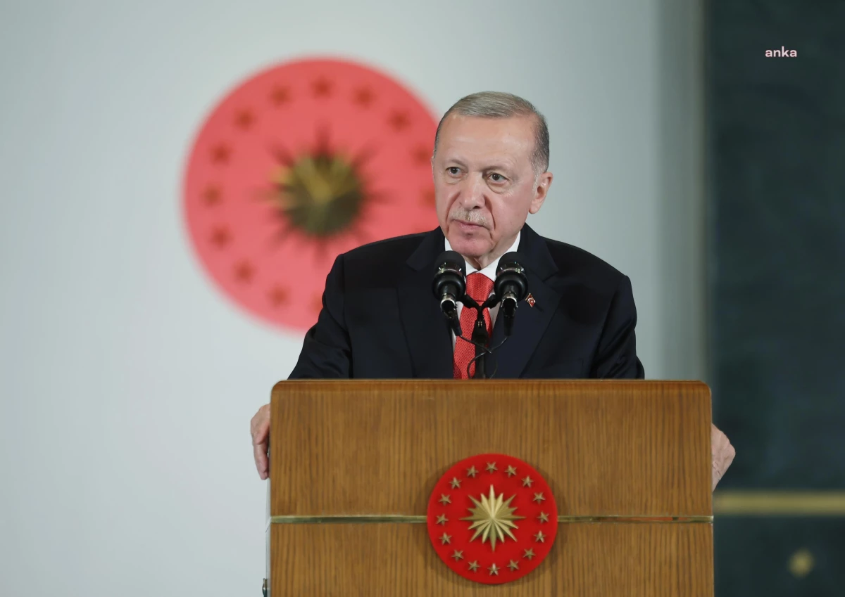 Cumhurbaşkanı Recep Tayyip Erdoğan, siyasi parti liderleriyle bayramlaştı