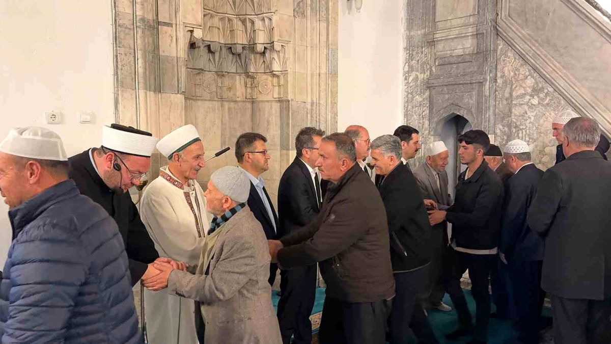 Karapınar\'da Bayramlaşma Programı Düzenlendi
