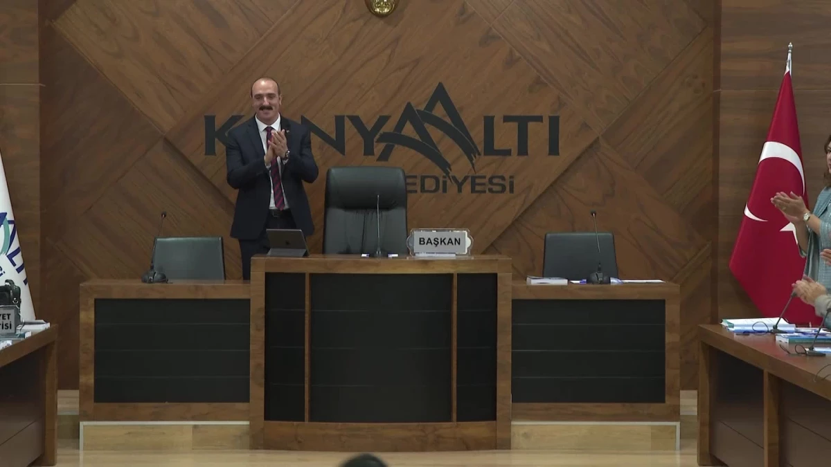 Konyaaltı Belediye Meclisi Yeni Döneme Başladı
