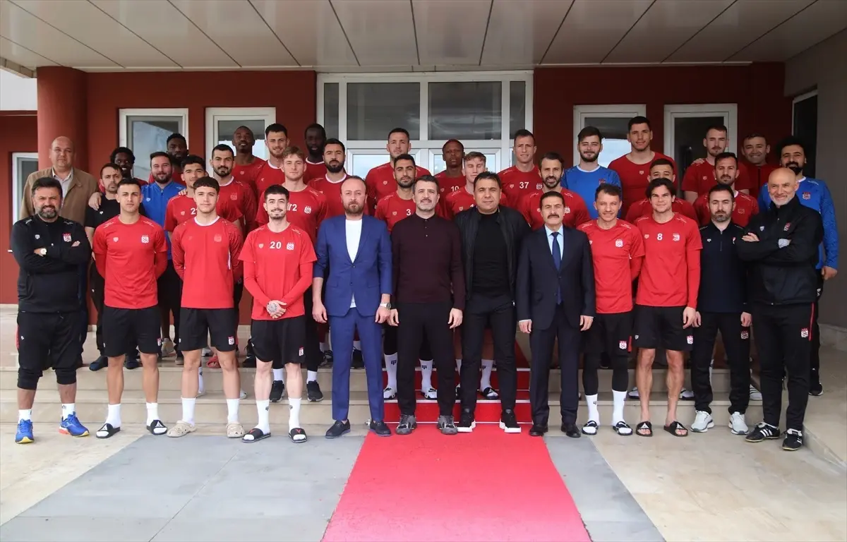 Sivasspor\'da Ramazan Bayramı Bayramlaşma Programı Gerçekleştirildi