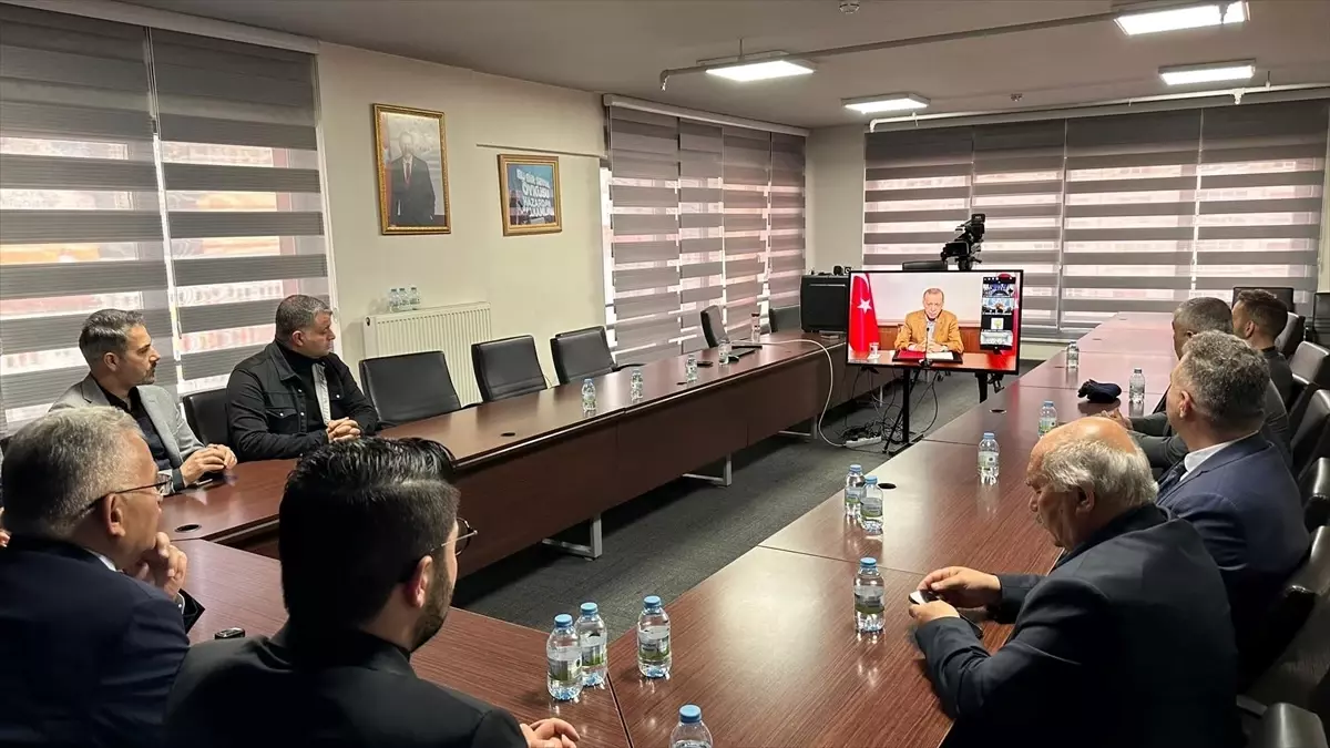 Cumhurbaşkanı Erdoğan, AK Parti İl Başkanlığı bayramlaşma programına video konferans ile katıldı