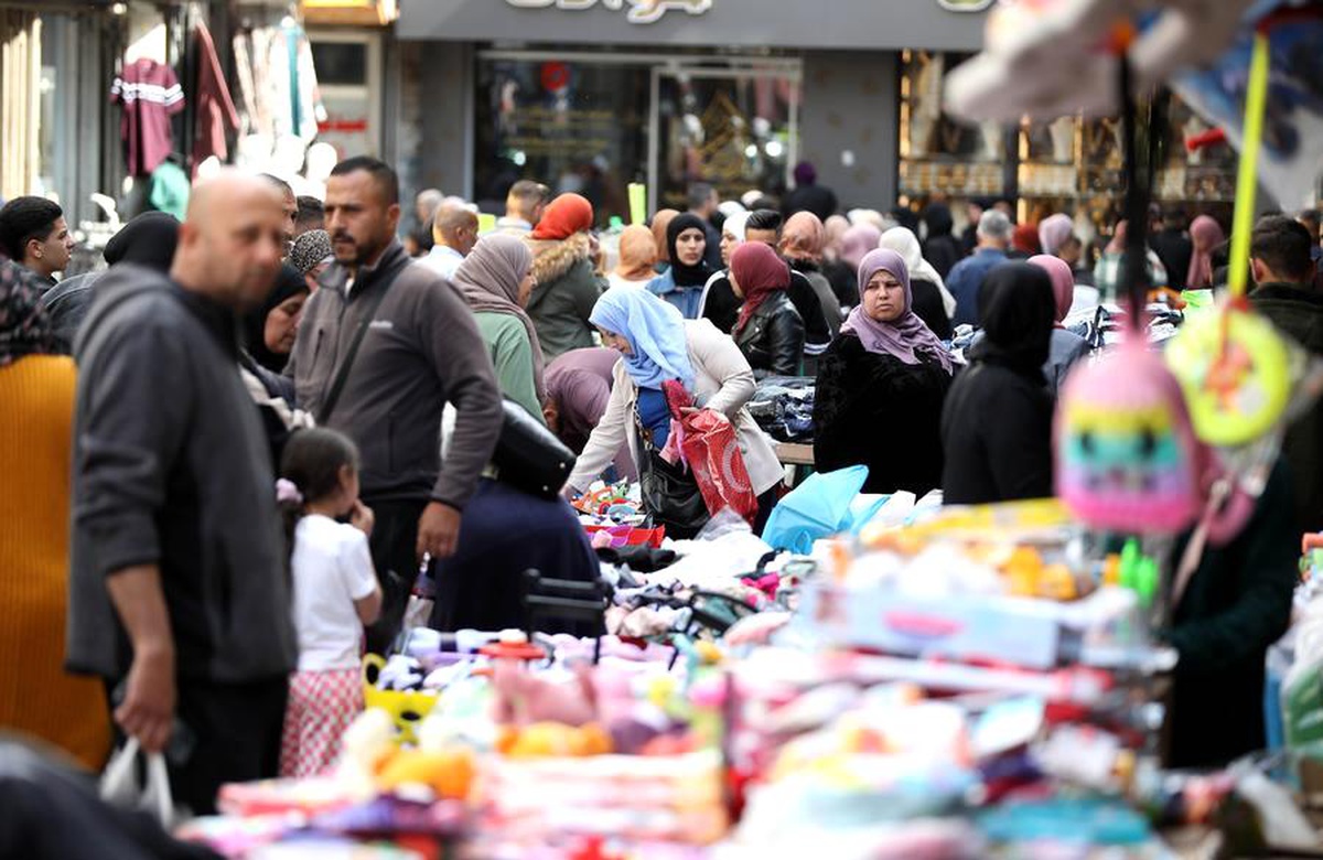 Gazze Şeridi\'ndeki İnsani Kriz Ramazan Bayramı Kutlamalarını Gölgeledi