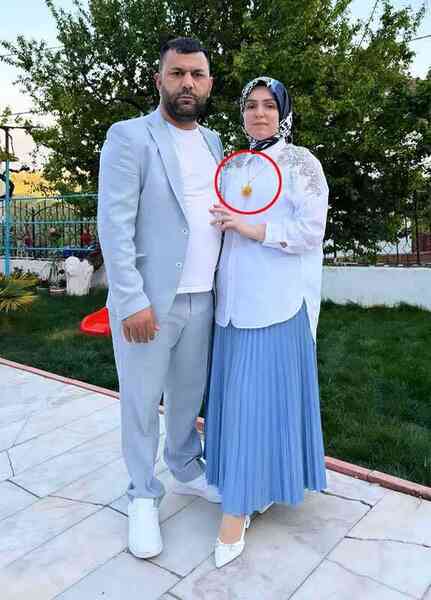 Altınlı paylaşımlarından dolayı mercek altına alınan Nevra Bilem, eşinin aldığı bayram hediyesiyle gündemde