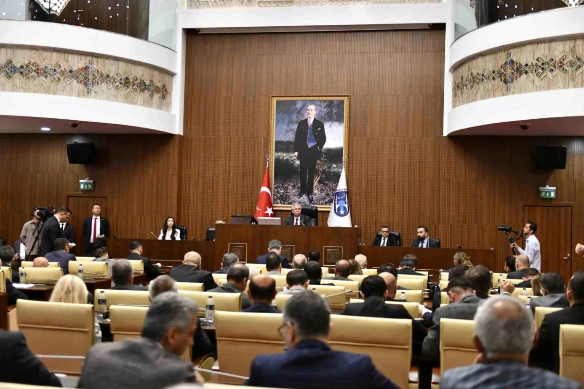 Mansur Yavaş, Ankara Büyükşehir Belediye Meclisi\'nde yeni döneme başladı