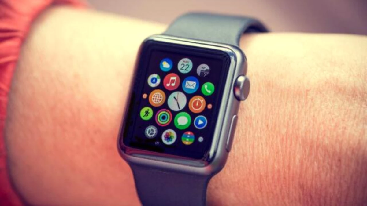 Apple, Apple Watch kullanıcılarının hayalet dokunuş sorununu çözmek için adım attı