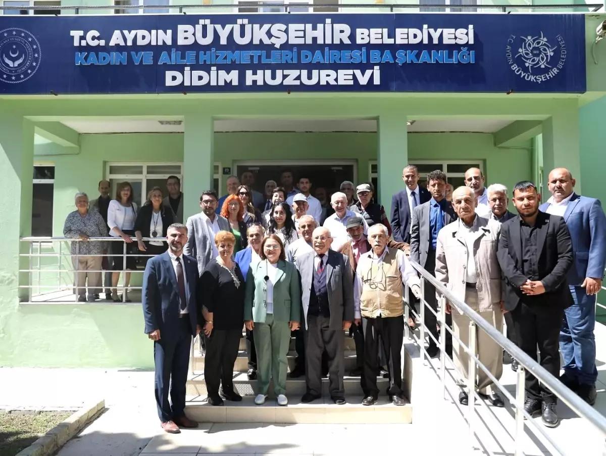 Didim Belediye Başkanı Hatice Gençay, Ramazan Bayramı\'nda huzurevi sakinlerini ziyaret etti