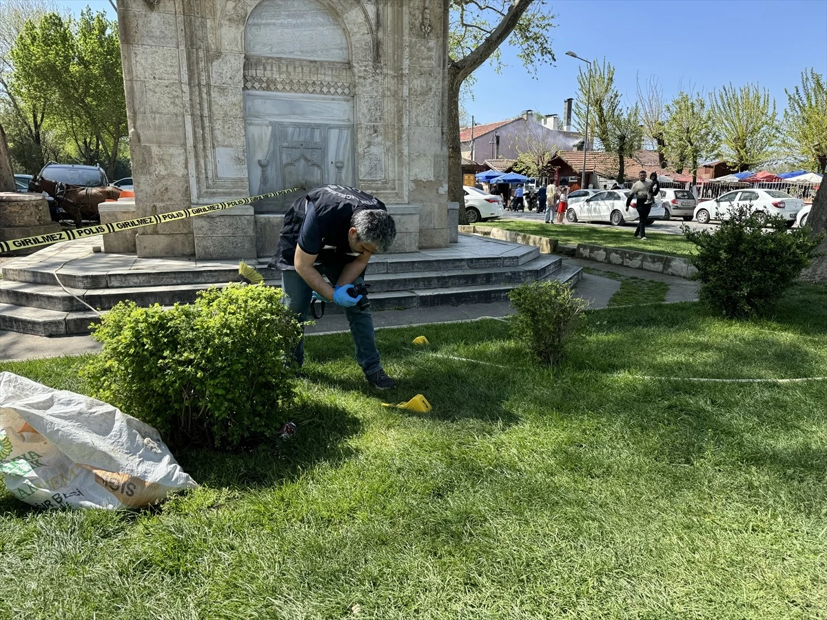 Edirne\'de Kavga Eden Faytoncular Birbirini Yaraladı