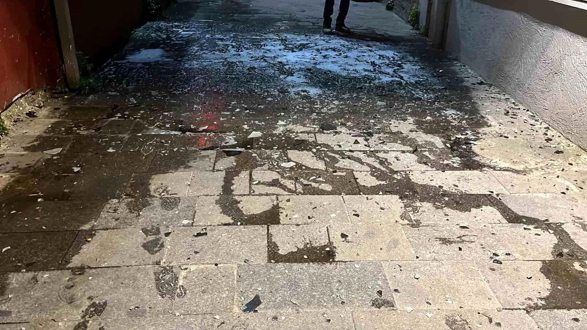 Gölcük\'teki İş Merkezinde Çıkan Yangın Şüpheli Bulundu