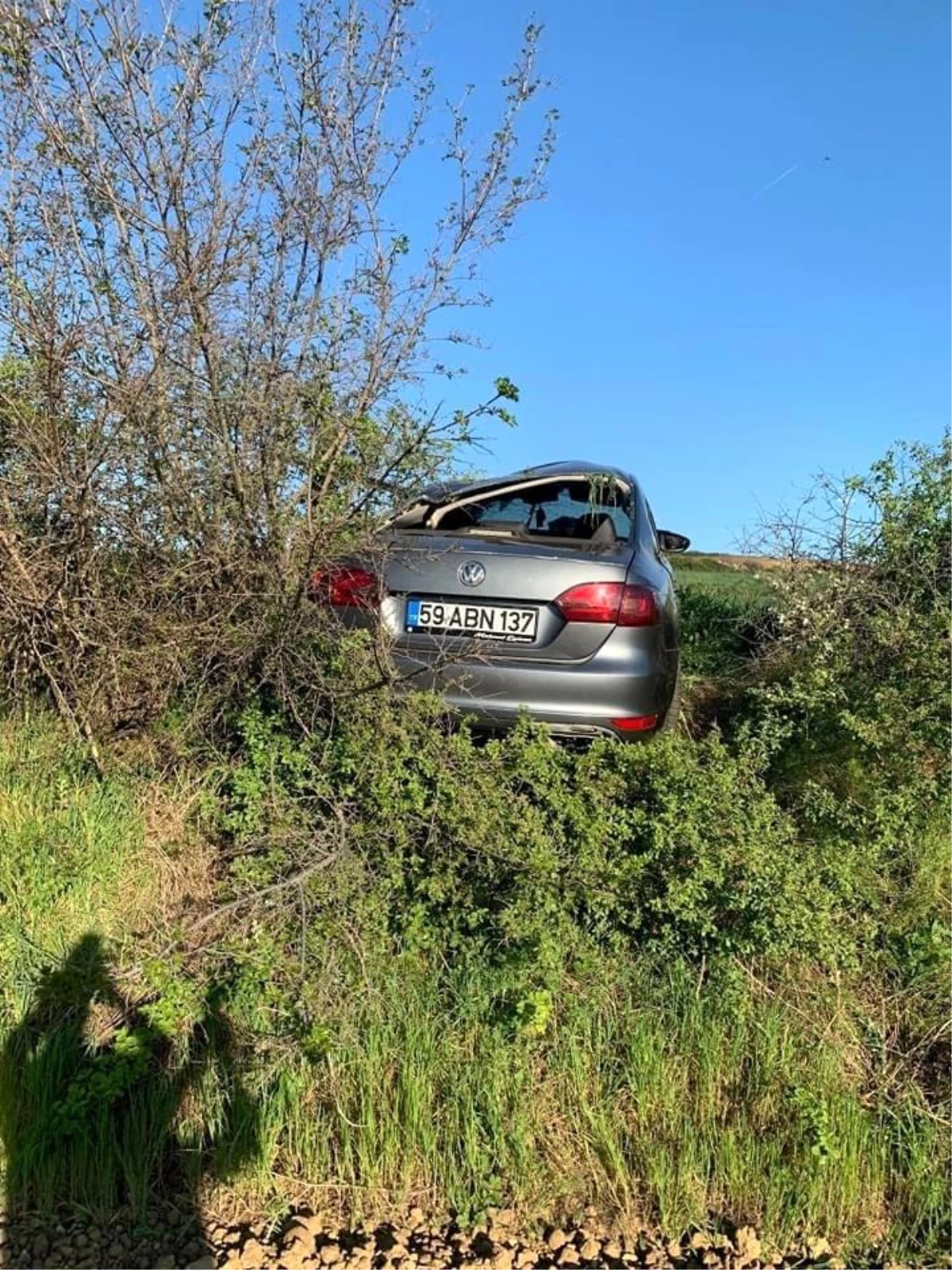 Edirne\'nin Uzunköprü ilçesinde otomobil takla attı, 2 kişi yaralandı