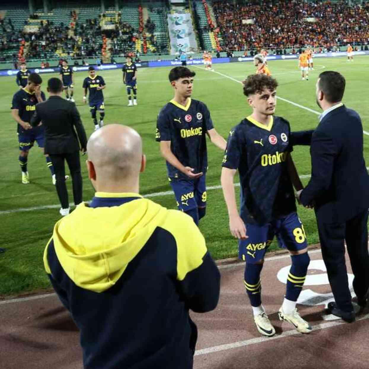 PFDK'dan Fenerbahçe'ye ağır fatura! Süper Kupa'nın cezası belli oldu