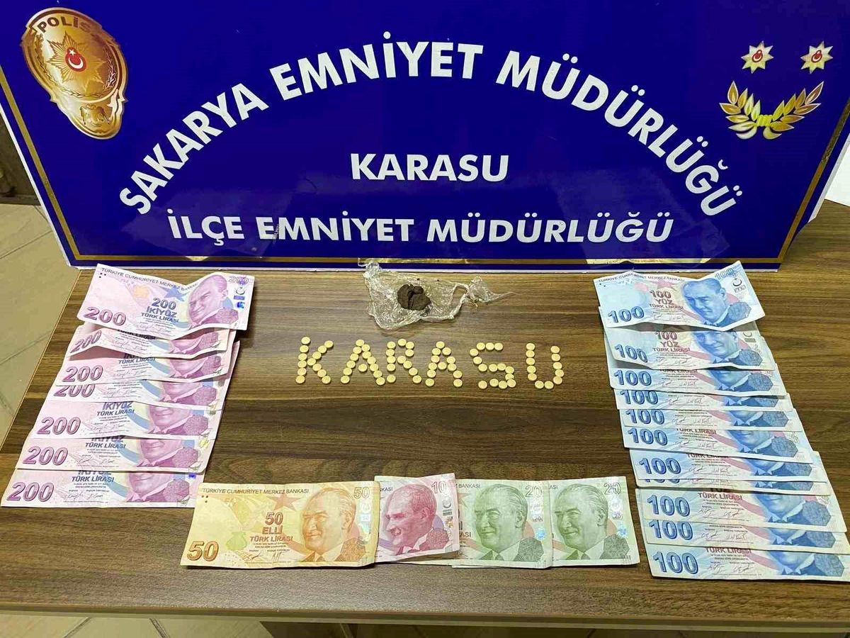 Sakarya\'da Uyuşturucu Operasyonunda 76 Adet Captagon Ele Geçirildi