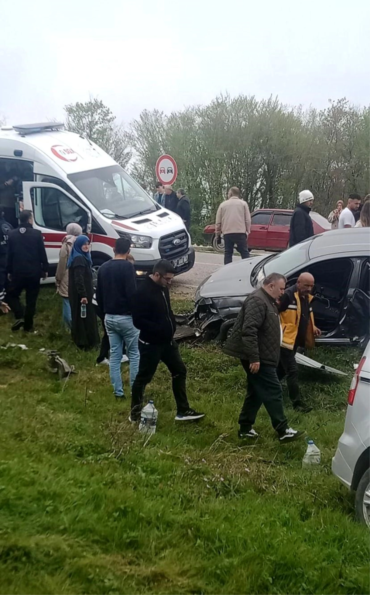 Sinop\'ta Zincirleme Trafik Kazasında 10 Kişi Yaralandı