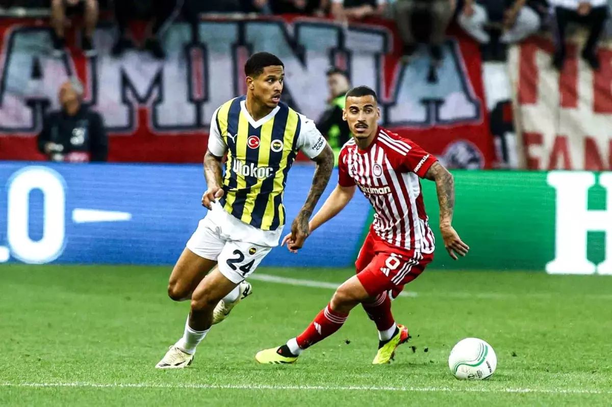 Fenerbahçe, Olympiakos\'a 3-2 mağlup oldu