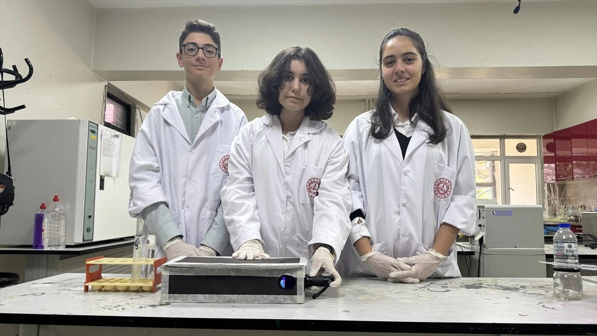 Zonguldak\'ta lise öğrencileri sudaki cıva iyonlarını tespit etmek için zargana balığı kılçığından faydalanarak test kiti geliştirdi