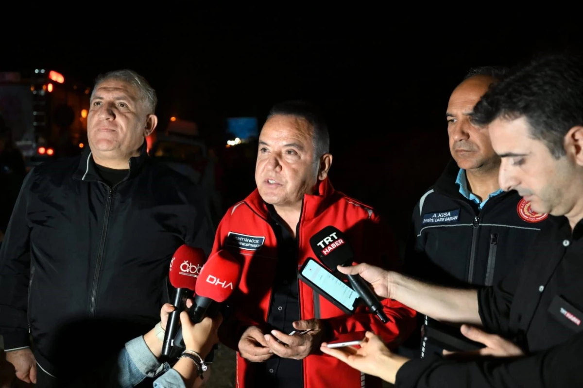 Antalya\'da Teleferik Kazasında 1 Ölü, 7 Yaralı