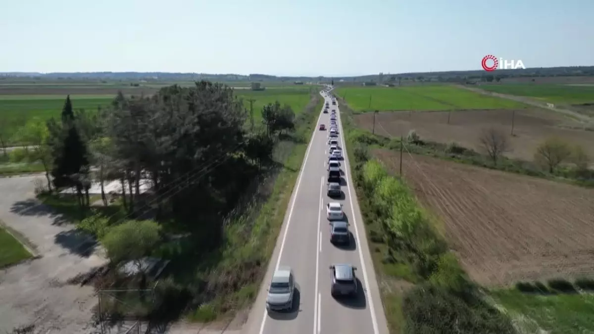 Çanakkale Savaşları\'nın yaşandığı Tarihi Gelibolu Yarımadası\'nda bayram yoğunluğu