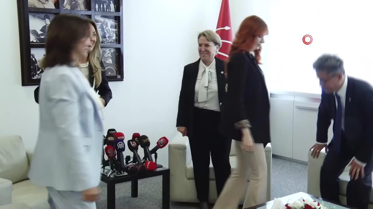 CHP, 16 siyasi partinin bayram ziyaretine ev sahipliği yaptı