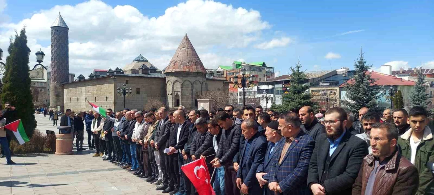 Erzurum\'da Gazze şehitleri için gıyabi cenaze namazı kılındı