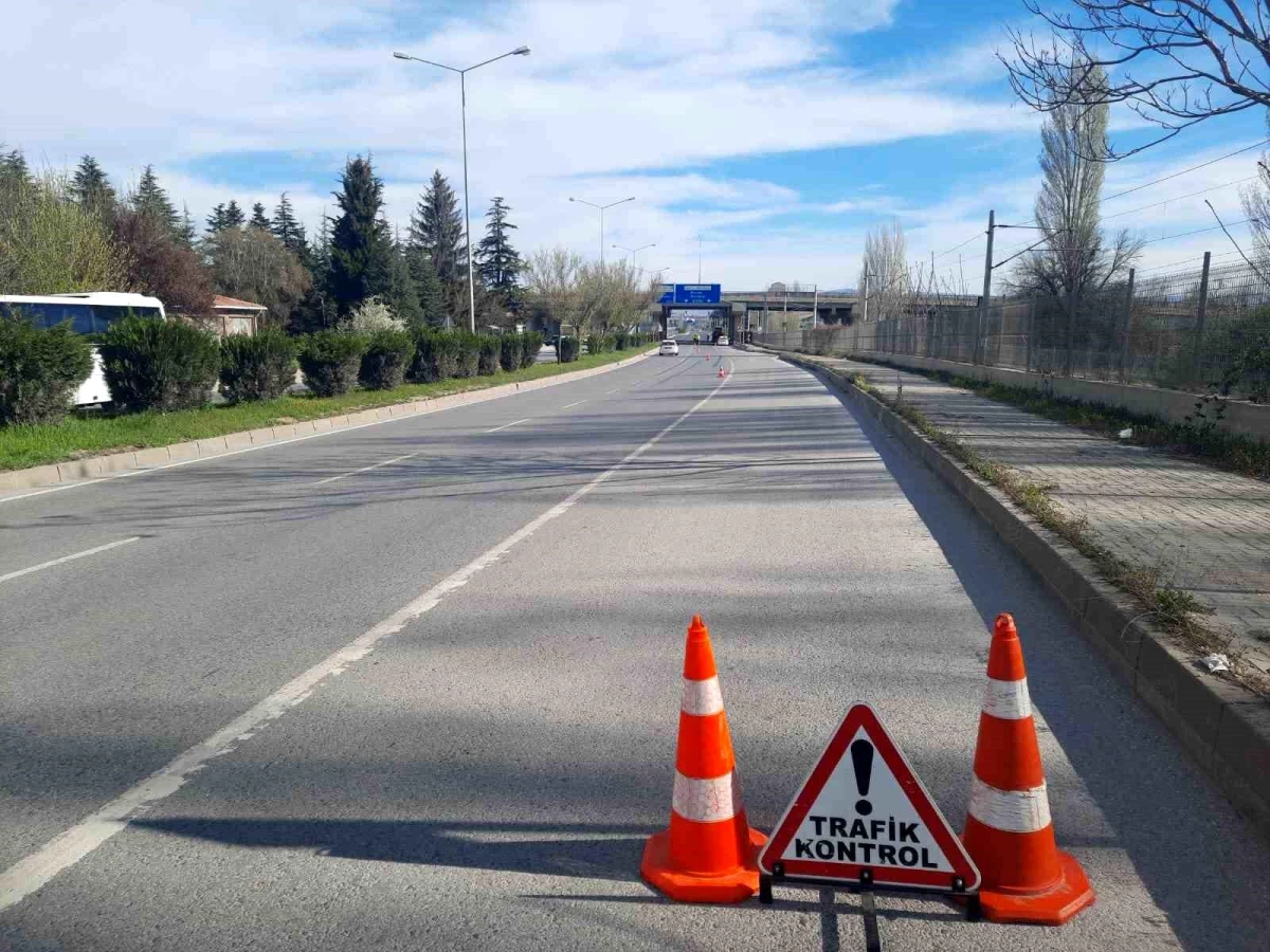 Eskişehir\'de Ramazan Bayramı trafik denetimleri: 540 sürücüye ceza, 14 araç trafikten men edildi