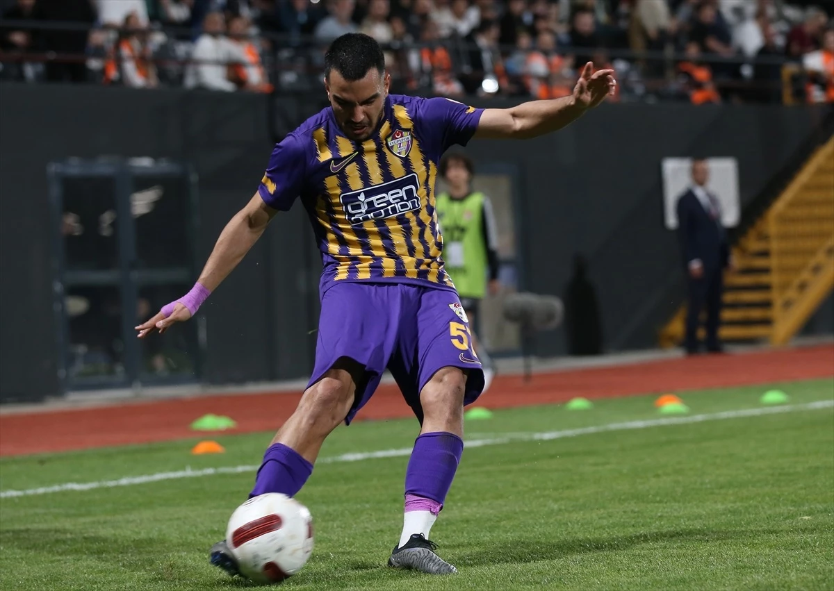 Manisa FK, Eyüpspor ile 2-2 berabere kaldı