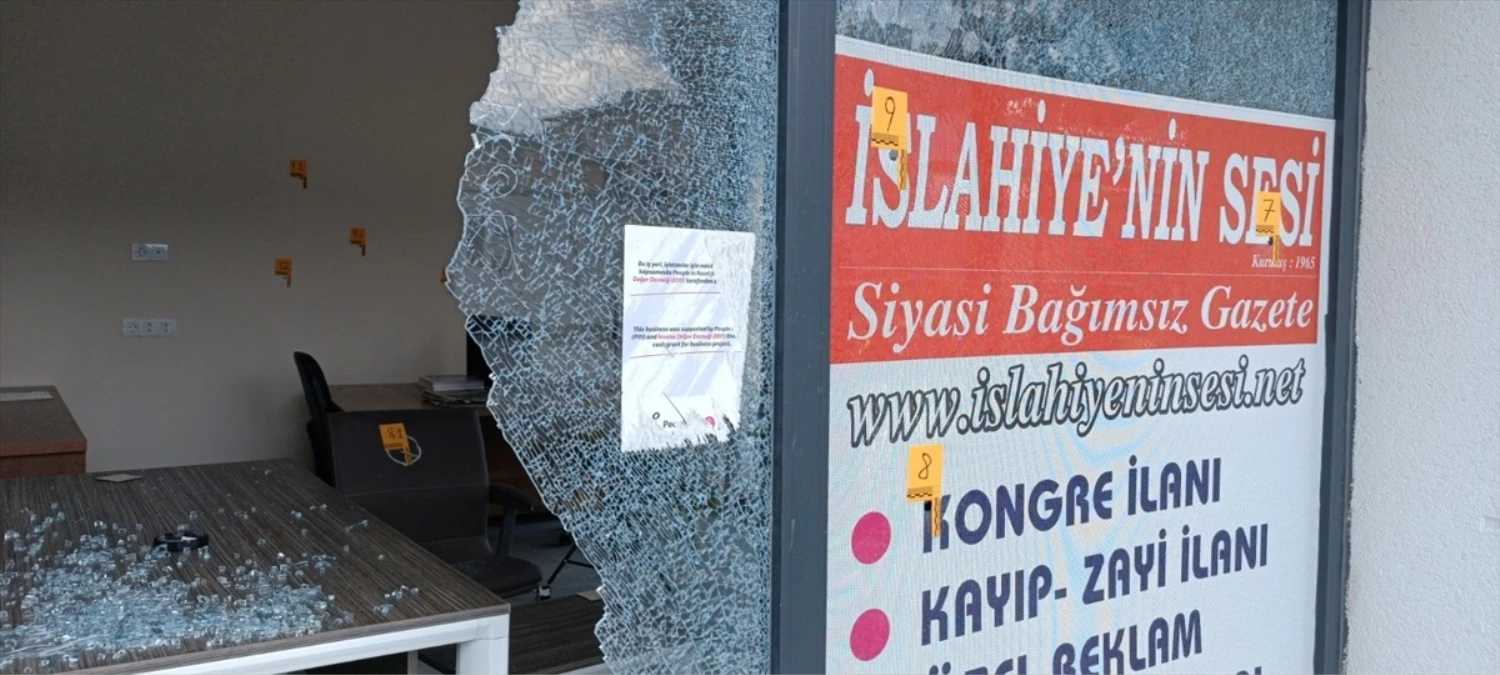 İslahiye\'nin Sesi gazetesinin bürosuna silahlı saldırı düzenlendi