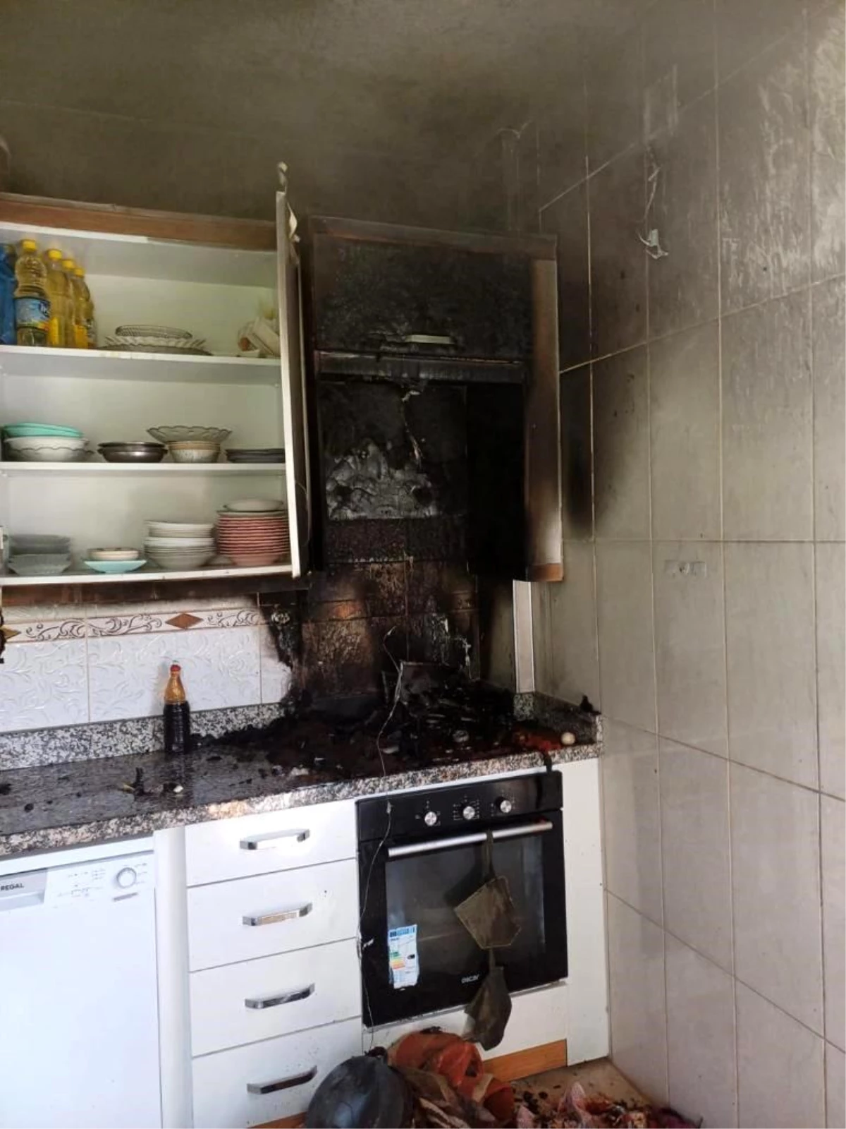 Hatay\'ın Hassa ilçesinde bir evde çıkan yangın söndürüldü