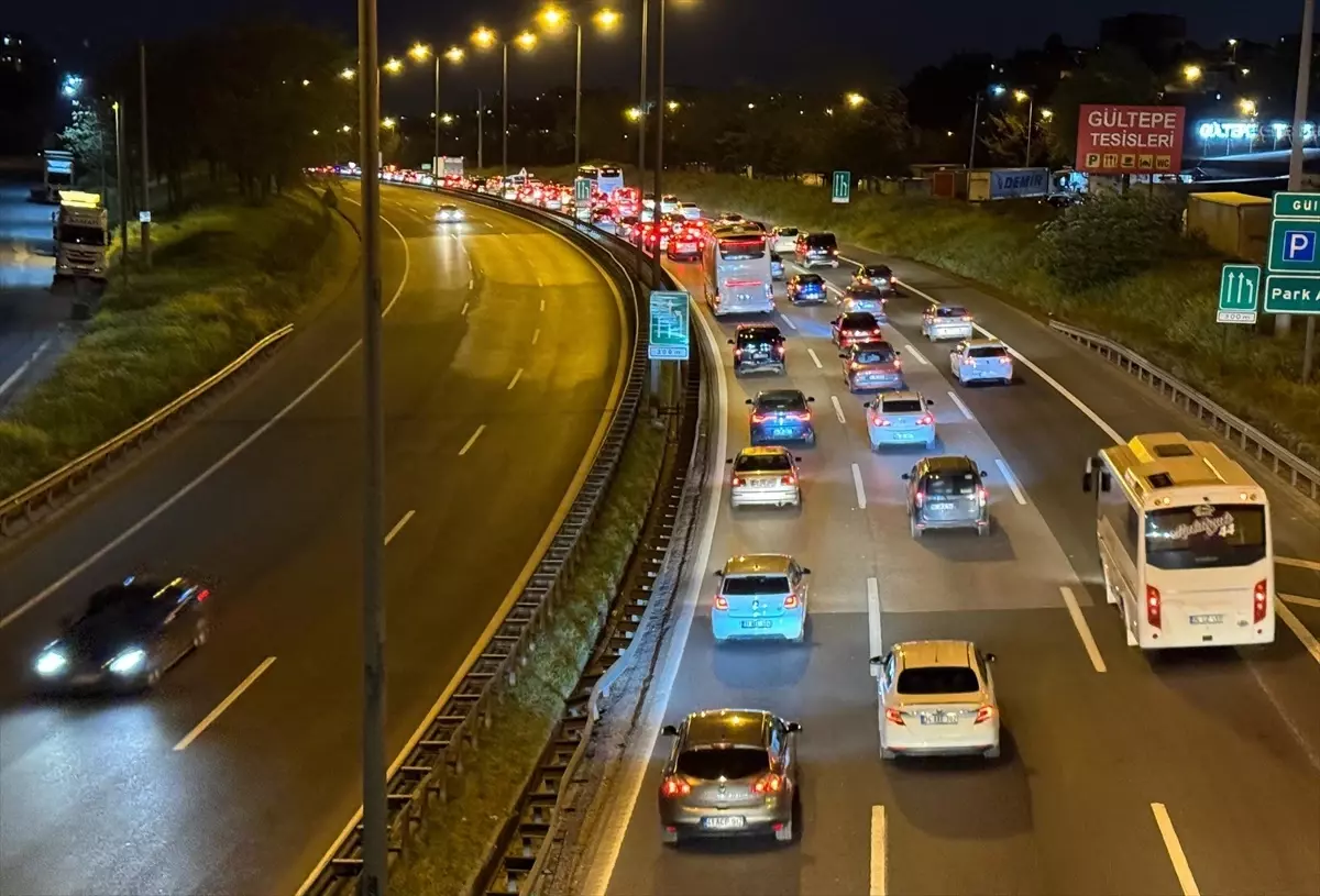 Ramazan Bayramı tatilinde otoyollarda hareketlilik