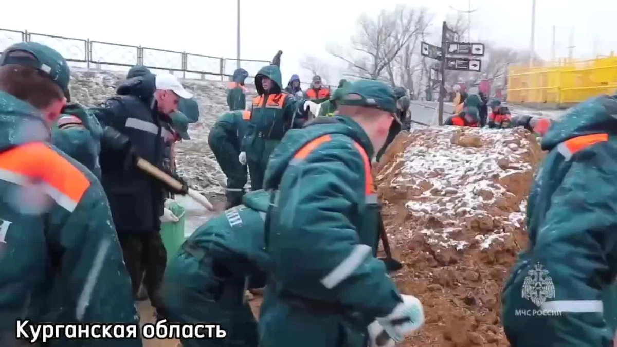 Rusya\'da Şiddetli Seller: En Az 13.000 Kişi Tahliye Edildi
