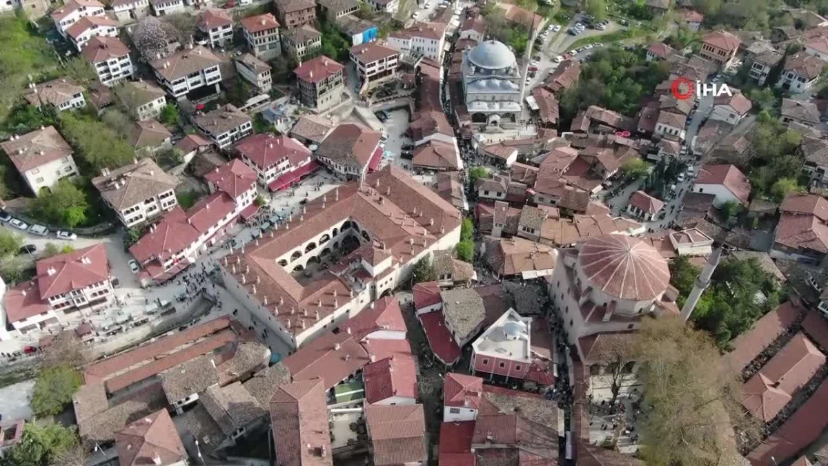 Sakin kent Safranbolu binlerce turisti ağırladı