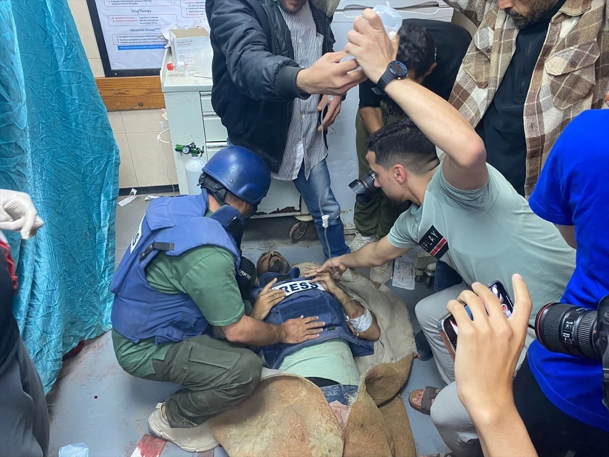 İsrail, TRT Arabi ekibinin aracını hedef aldı: Kameraman ayağını kaybetti