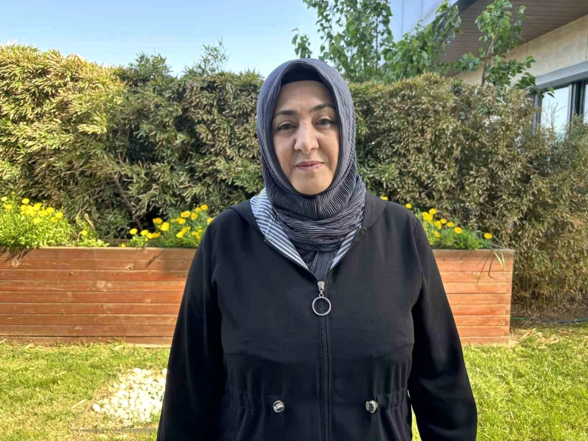 Zeytinburnu\'nda Tehdit ve Hakaret Mesajlarıyla Mücadele Eden Kadına Elektronik Kelepçe Takıldı