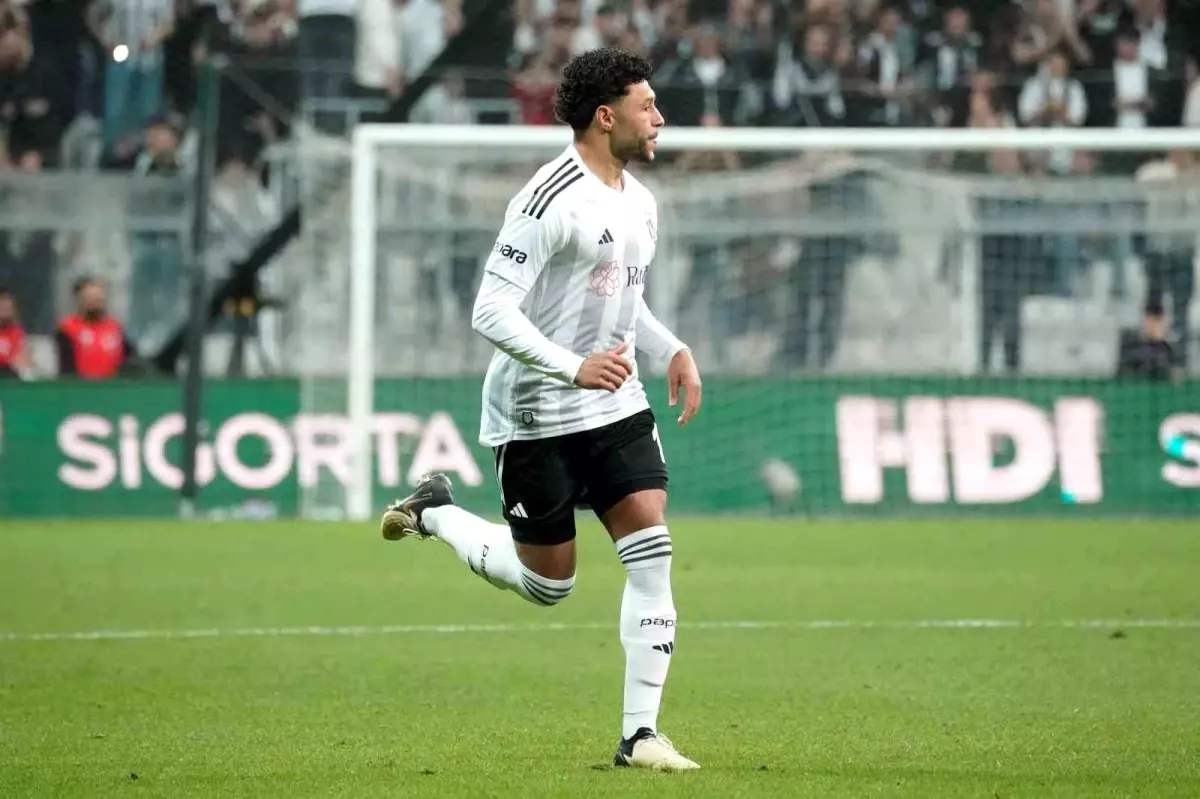 Beşiktaş\'ın İngiliz futbolcusu Alex Oxlade-Chamberlain, sakatlığının ardından Samsunspor müsabakasıyla birlikte 115 gün sonra forma giydi