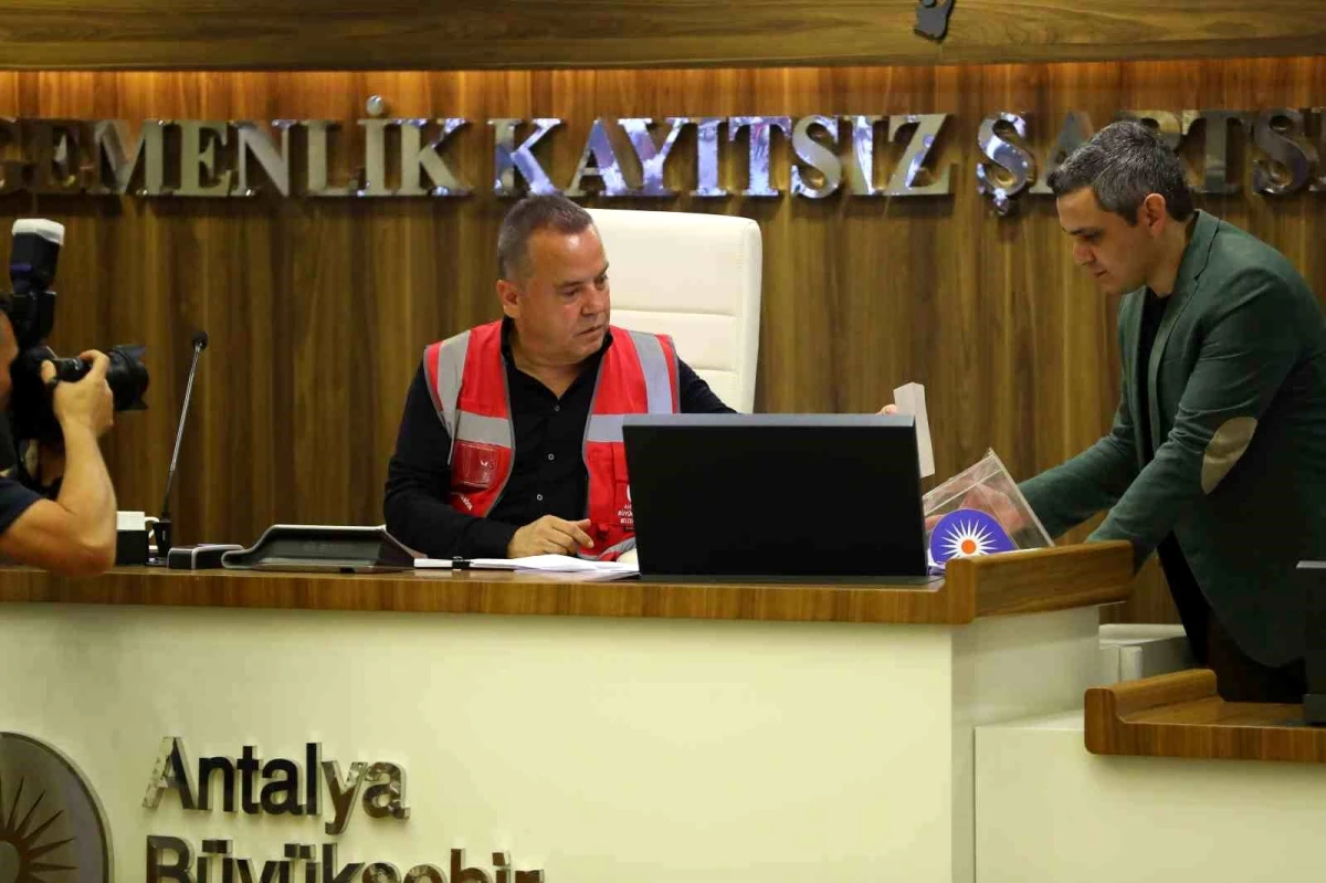 Antalya Büyükşehir Belediye Meclisi Yeni Döneme Başladı
