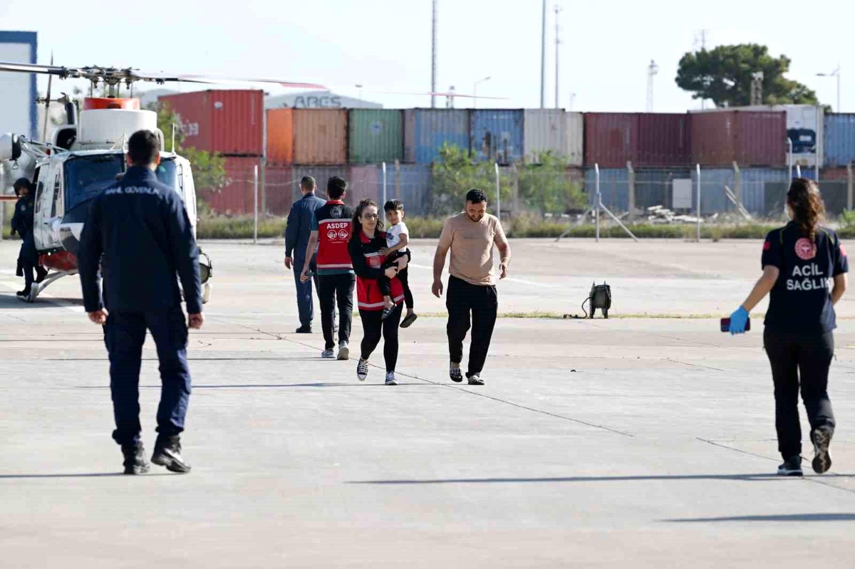 Antalya\'da Tünektepe Teleferik Kazası: 1 Ölü, 10 Yaralı