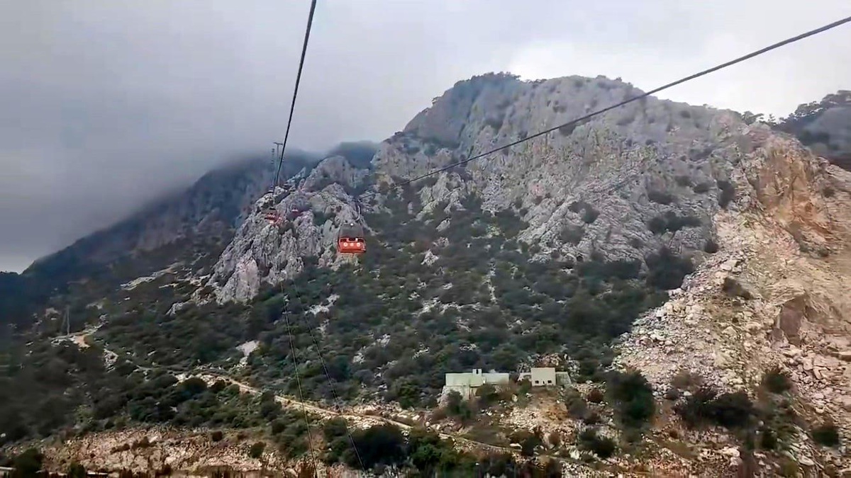 Antalya teleferik kazasında mahsur kalan vatandaşlar o anları sosyal medyada paylaştı