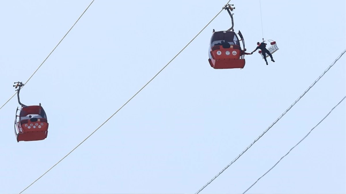 Antalya\'daki teleferik kazasında mahsur kalan vatandaşların tamamı kurtarıldı